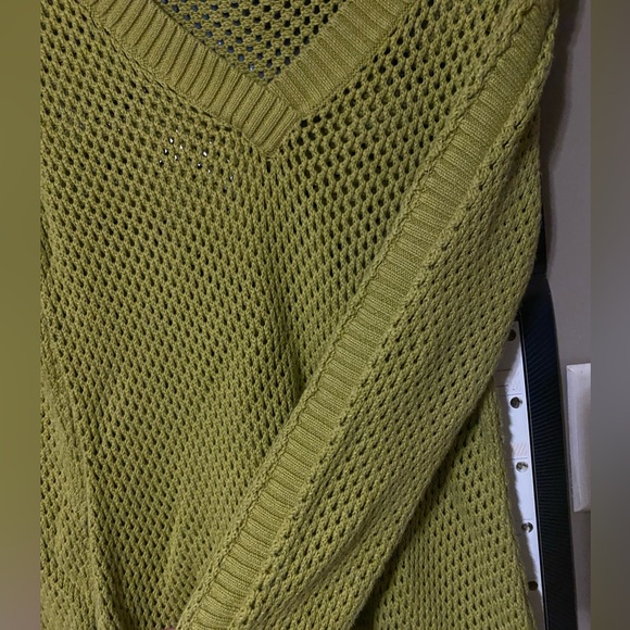 chicos lime green long sleeve crochet / knit top - size 1 - slime color - cotton - Picture 3 of 7